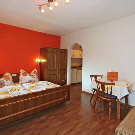 In Aschau Near Bus & Zillertal Slopes