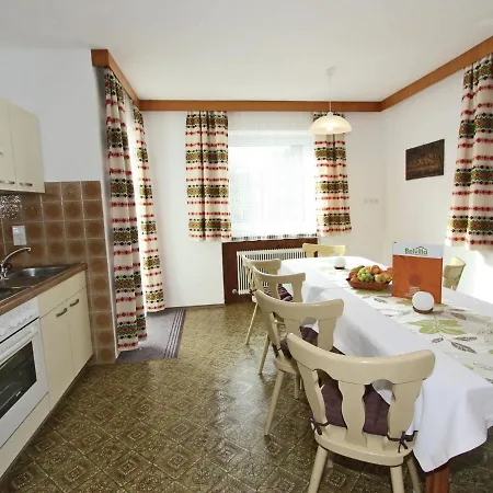 In Aschau Near Bus & Zillertal Slopes