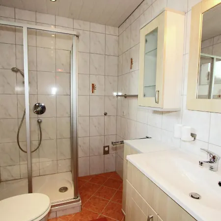 In Aschau Near Bus & Zillertal Slopes