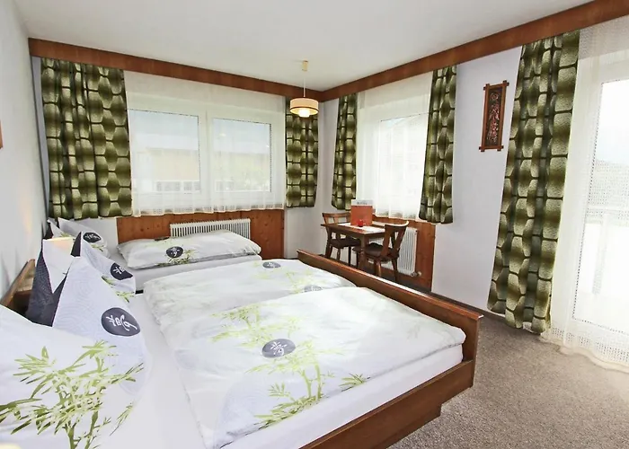 In Aschau Near Bus & Zillertal Slopes *